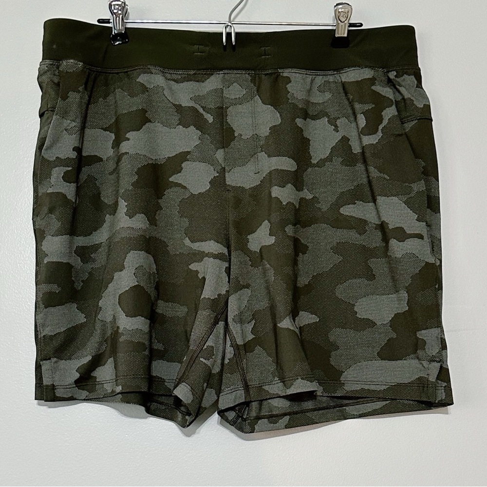Lululemon T.H.E. Short 7" Mesh *Linerless Variegated Mesh Camo Max Dark Olive - Picture 1 of 7